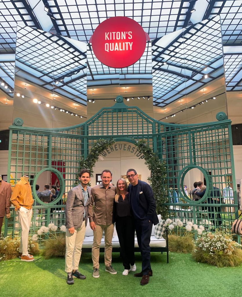 Бутику KITON в Санкт-Петербурге 15 лет Бутику KITON в Санкт-Петербурге 15 лет